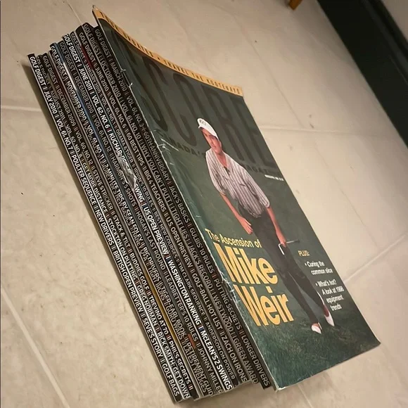 Golf Digest Magazine Collection 2010-2011 - Picture 8 of 10